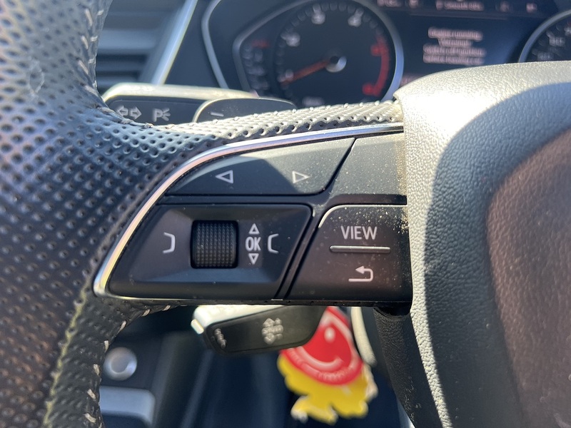 Audi Q5 2.0 TDI 40 S line SUV 5dr Diesel S Tronic quattro Euro 6 (s/s) (190 ps) SUV Automatic Diesel | - U10801