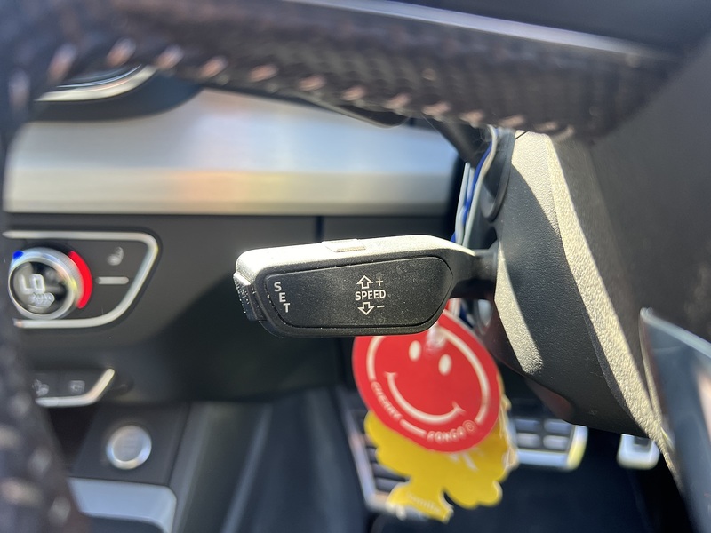 Audi Q5 2.0 TDI 40 S line SUV 5dr Diesel S Tronic quattro Euro 6 (s/s) (190 ps) SUV Automatic Diesel | - U10801