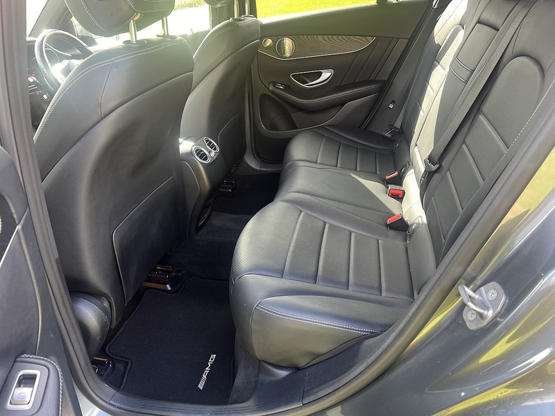 Mercedes-Benz GLC 2.1 GLC250d AMG Line (Premium Plus) Coupe 5dr Diesel G-Tronic 4MATIC Euro 6 (s/s) (204 ps) SUV - U10804