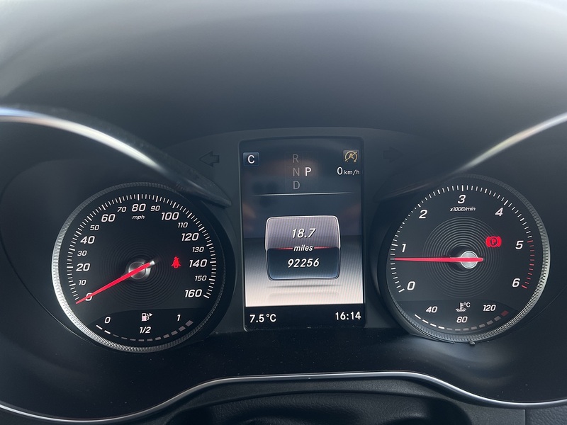 Mercedes-Benz GLC 2.1 GLC250d AMG Line (Premium Plus) Coupe 5dr Diesel G-Tronic 4MATIC Euro 6 (s/s) (204 ps) SUV - U10804