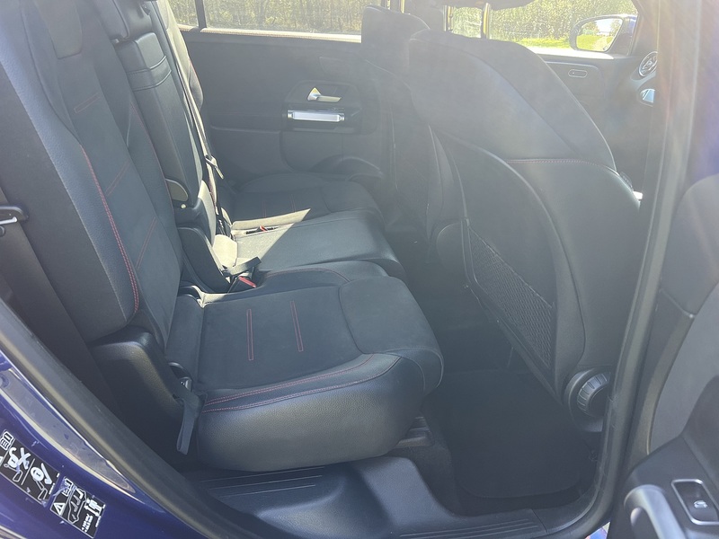 Mercedes-Benz GLB 2.0 GLB200d AMG Line (Premium) SUV 5dr Diesel 8G-DCT Euro 6 (s/s) (150 ps) - U10806