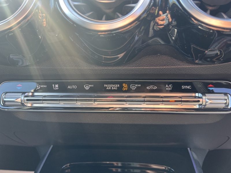 Mercedes-Benz GLB 2.0 GLB200d AMG Line (Premium) SUV 5dr Diesel 8G-DCT Euro 6 (s/s) (150 ps) - U10806