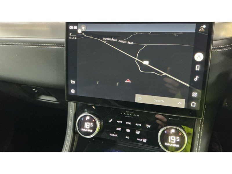 Jaguar F-PACE 2.0 P400e R-Dynamic S SUV 5dr Petrol HEV | 1 Owner / Vat Q / 19" Alloys - U10807