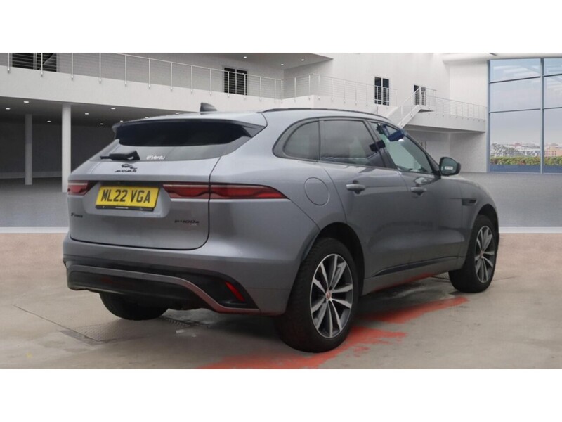 Jaguar F-PACE 2.0 P400e 17.1kWh R-Dynamic SE SUV 5dr Petrol Plug-in Hybrid Auto AWD Euro 6 (s/s) (404 ps) - U10810