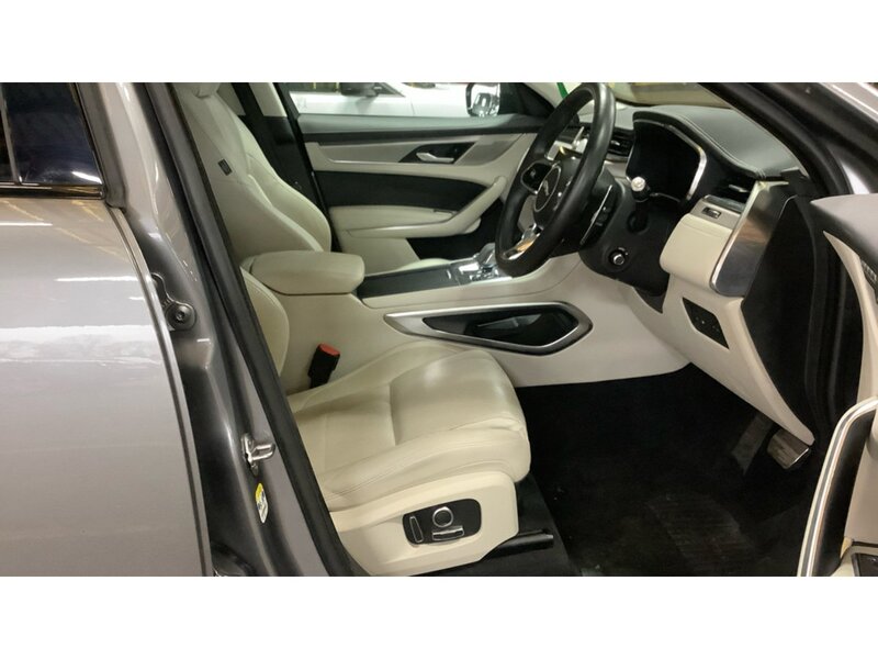 Jaguar F-PACE 2.0 P400e 17.1kWh R-Dynamic SE SUV 5dr Petrol Plug-in Hybrid Auto AWD Euro 6 (s/s) (404 ps) - U10810