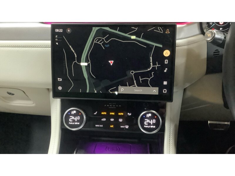 Jaguar F-PACE 2.0 P400e 17.1kWh R-Dynamic SE SUV 5dr Petrol Plug-in Hybrid Auto AWD Euro 6 (s/s) (404 ps) - U10810