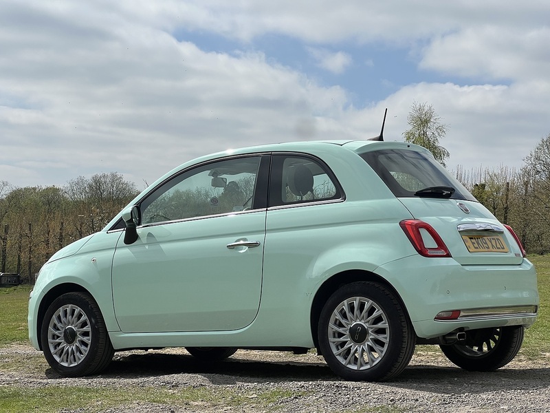 Fiat 500 1.2 Lounge Hatchback 3dr Petrol Manual Euro 6 (s/s) (69 bhp) Hatchback Manual Petrol | 1 FORMER - U10815
