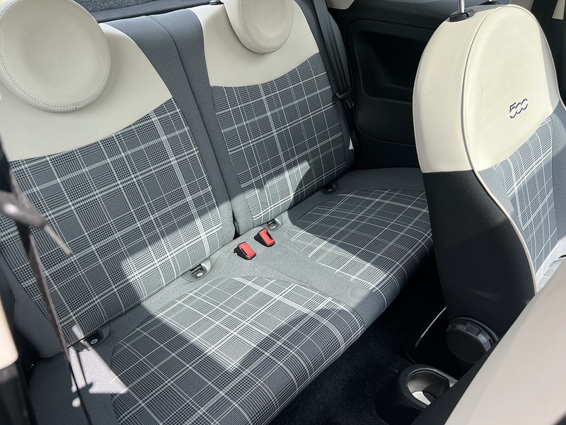 Fiat 500 1.2 Lounge Hatchback 3dr Petrol Manual Euro 6 (s/s) (69 bhp) Hatchback Manual Petrol | 1 FORMER - U10815