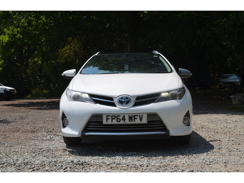 Toyota Auris 1.8 VVT-h Excel Touring Sports 5dr Petrol Hybrid CVT Euro 5 (s/s) (136 ps) - U10817