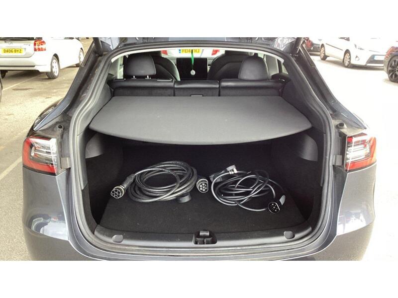 Tesla Model Y (Dual Motor) Long Range SUV 5dr Electric Auto 4WDE (384 bhp) SUV Automatic Electric | 1 Owner / Vat - U10818