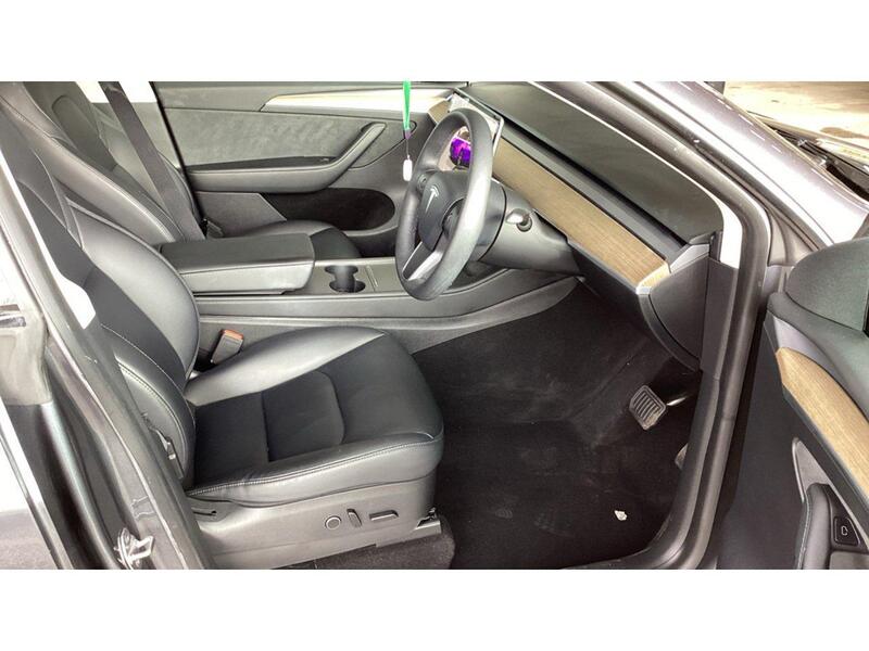 Tesla Model Y (Dual Motor) Long Range SUV 5dr Electric Auto 4WDE (384 bhp) SUV Automatic Electric | 1 Owner / Vat - U10818