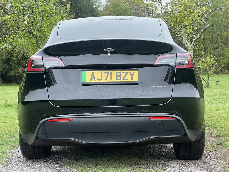 Tesla Model Y Long Range - U10819