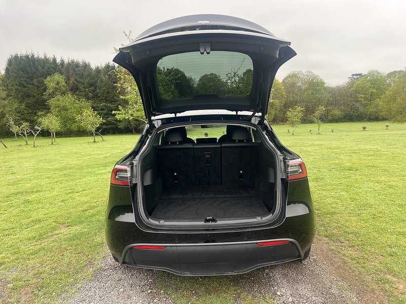 Tesla Model Y Long Range - U10819