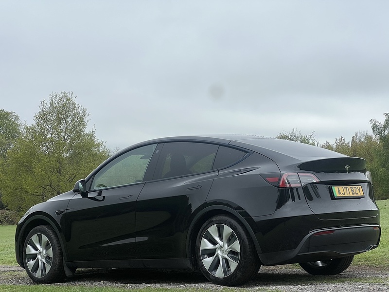 Tesla Model Y Long Range - U10819