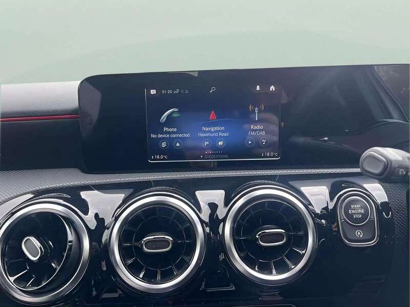 Mercedes-Benz A Class 1.3 A180 AMG Line Hatchback 5dr Petrol 7G-DCT Euro 6 (s/s) (136 ps) Hatchback Automatic Petrol | - U10822