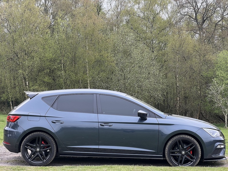 SEAT Leon 1.5 TSI EVO FR Black Edition Hatchback 5dr Petrol Manual Euro 6 (s/s) (130 ps) | FULL HISTORY|1 - U10827