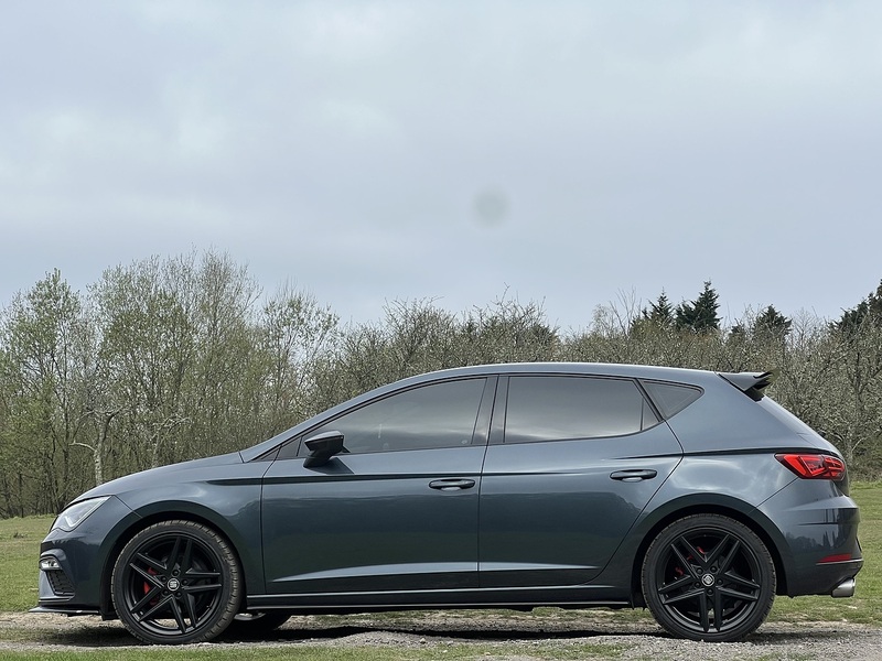 SEAT Leon 1.5 TSI EVO FR Black Edition Hatchback 5dr Petrol Manual Euro 6 (s/s) (130 ps) | FULL HISTORY|1 - U10827