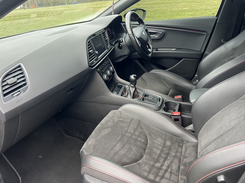 SEAT Leon 1.5 TSI EVO FR Black Edition Hatchback 5dr Petrol Manual Euro 6 (s/s) (130 ps) | FULL HISTORY|1 - U10827