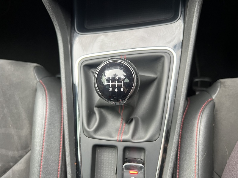 SEAT Leon 1.5 TSI EVO FR Black Edition Hatchback 5dr Petrol Manual Euro 6 (s/s) (130 ps) | FULL HISTORY|1 - U10827