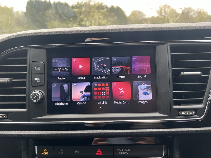 SEAT Leon 1.5 TSI EVO FR Black Edition Hatchback 5dr Petrol Manual Euro 6 (s/s) (130 ps) | FULL HISTORY|1 - U10827