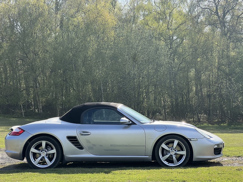 Porsche Boxster 2.7 987 Convertible 2dr Petrol Tiptronic S (250 g/km, 240 bhp) Convertible Automatic Petrol | 2 - U10829