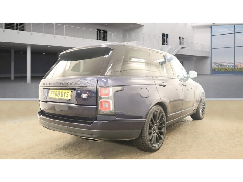 Land Rover Range Rover 3.0 SD V6 Vogue SUV 5dr Diesel Auto 4WD Euro 6 (s/s) (275 ps) SUV Automatic Diesel | PAN - U10831