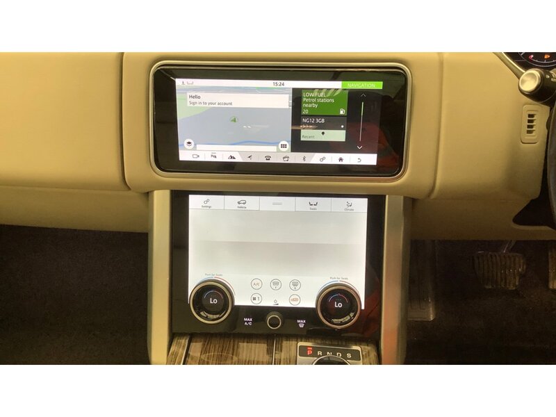 Land Rover Range Rover 3.0 SD V6 Vogue SUV 5dr Diesel Auto 4WD Euro 6 (s/s) (275 ps) SUV Automatic Diesel | PAN - U10831