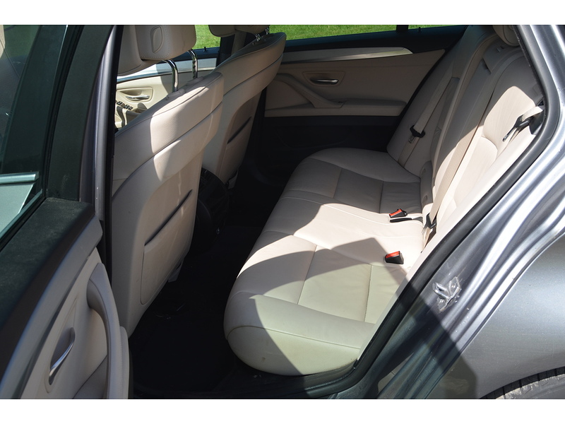 BMW 5 Series 2.0 520d M Sport Touring 5dr Diesel Auto Euro 5 (s/s) (184 ps) - U10832