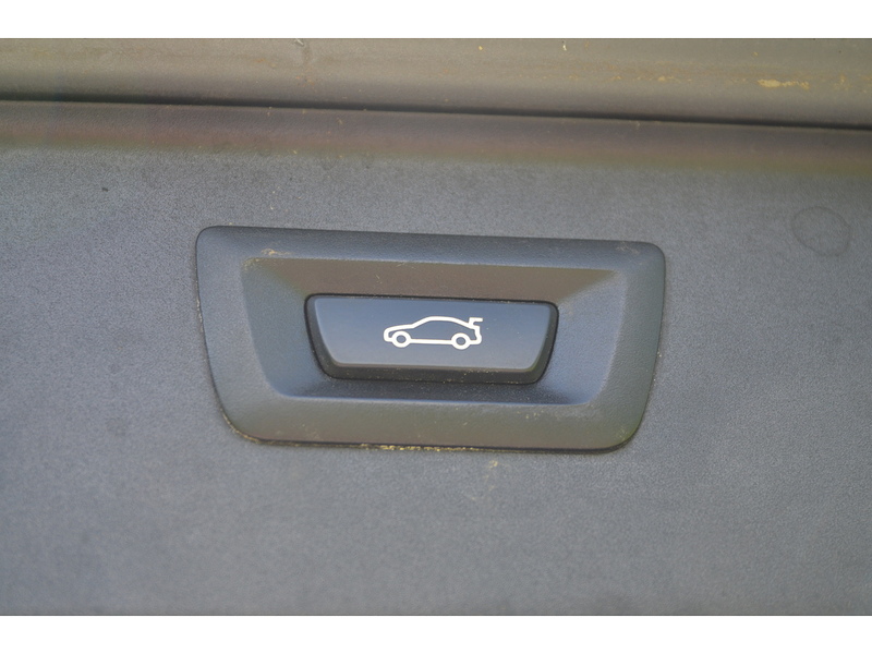 BMW 5 Series 2.0 520d M Sport Touring 5dr Diesel Auto Euro 5 (s/s) (184 ps) - U10832