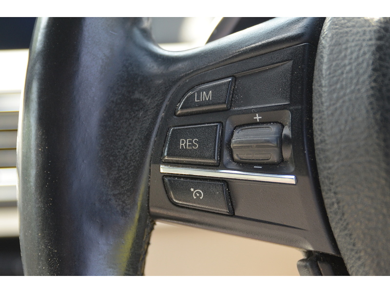 BMW 5 Series 2.0 520d M Sport Touring 5dr Diesel Auto Euro 5 (s/s) (184 ps) - U10832