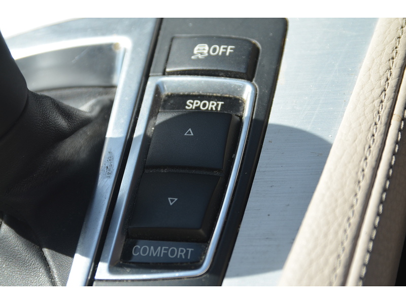 BMW 5 Series 2.0 520d M Sport Touring 5dr Diesel Auto Euro 5 (s/s) (184 ps) - U10832