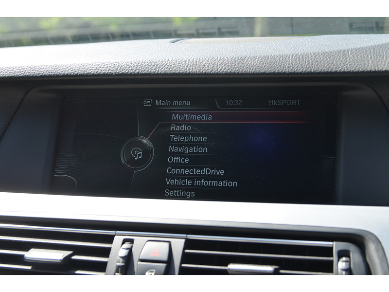 BMW 5 Series 2.0 520d M Sport Touring 5dr Diesel Auto Euro 5 (s/s) (184 ps) - U10832