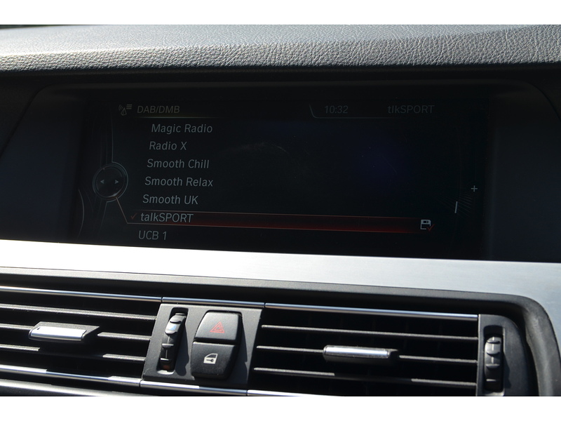 BMW 5 Series 2.0 520d M Sport Touring 5dr Diesel Auto Euro 5 (s/s) (184 ps) - U10832