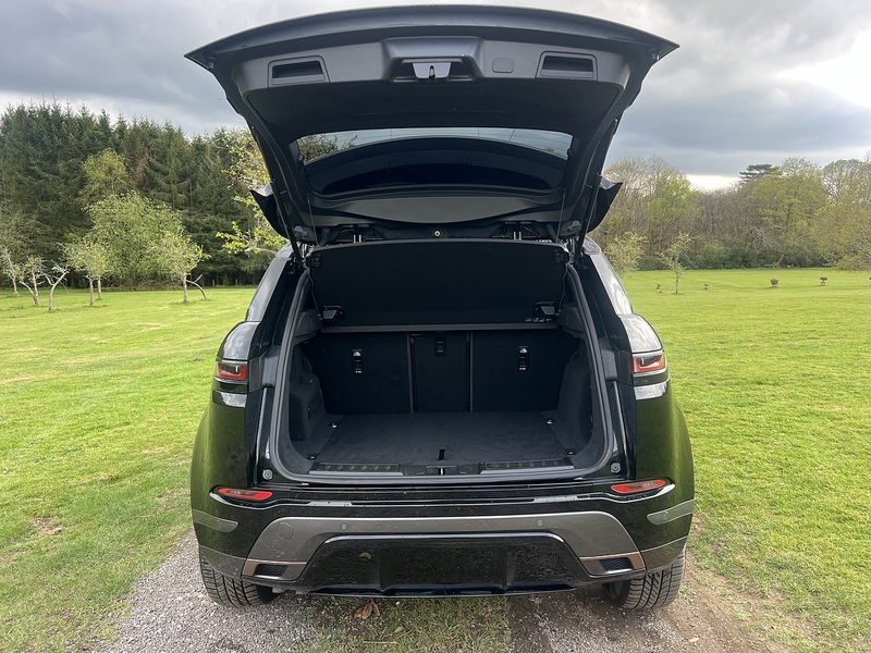 Land Rover Range Rover Evoque 2.0 D165 MHEV R-Dynamic S SUV 5dr Diesel Auto 4WD Euro 6 (s/s) (163 ps) SUV Automatic Diesel | - U10835