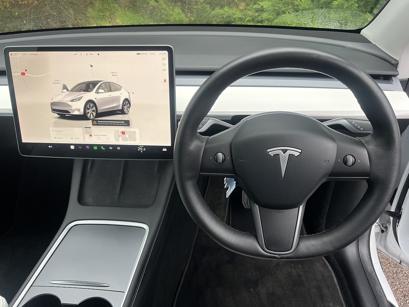 Tesla Model Y (Dual Motor) Long Range SUV 5dr Electric Auto 4WDE (384 bhp) | PAN ROOF|PRIVACY|R/CAM SUV Automatic - U10837