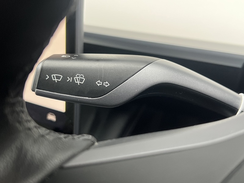 Tesla Model Y (Dual Motor) Long Range SUV 5dr Electric Auto 4WDE (384 bhp) | PAN ROOF|PRIVACY|R/CAM SUV Automatic - U10837