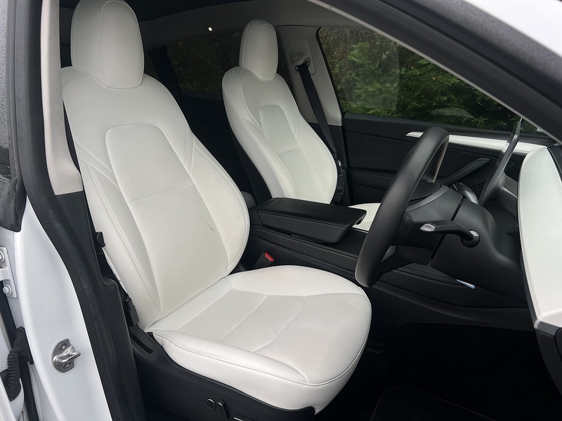 Tesla Model Y (Dual Motor) Long Range SUV 5dr Electric Auto 4WDE (384 bhp) | PAN ROOF|PRIVACY|R/CAM SUV Automatic - U10837