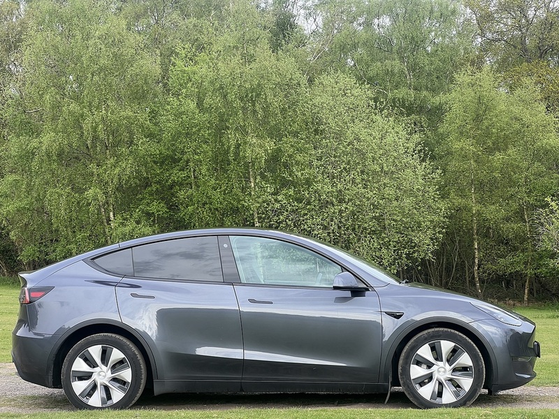 Tesla Model Y (Dual Motor) Long Range SUV 5dr Electric Auto 4WDE (384 bhp) SUV Automatic Electric | 1 PREVIOUS - U10839