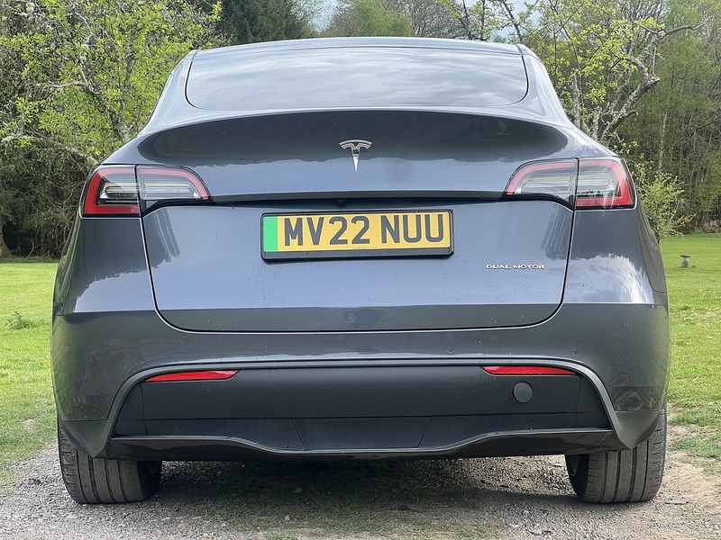 Tesla Model Y (Dual Motor) Long Range SUV 5dr Electric Auto 4WDE (384 bhp) SUV Automatic Electric | 1 PREVIOUS - U10839