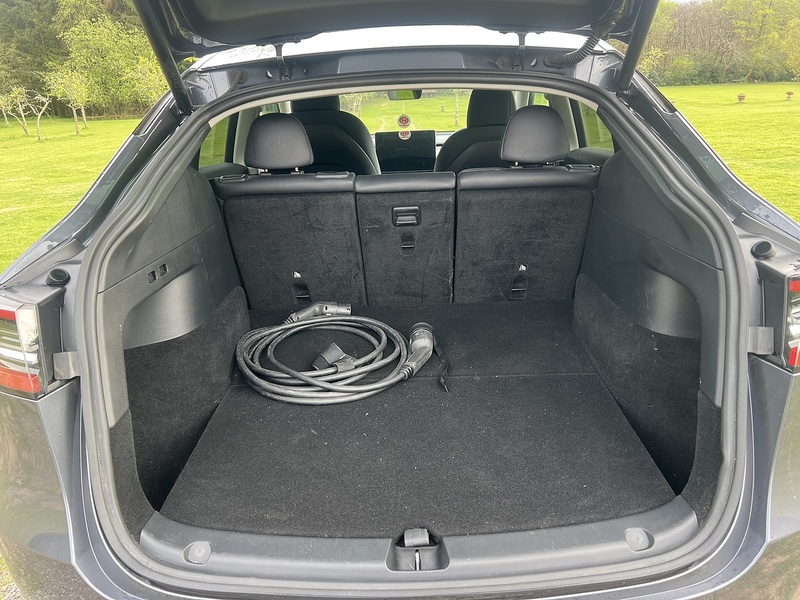 Tesla Model Y (Dual Motor) Long Range SUV 5dr Electric Auto 4WDE (384 bhp) SUV Automatic Electric | 1 PREVIOUS - U10839