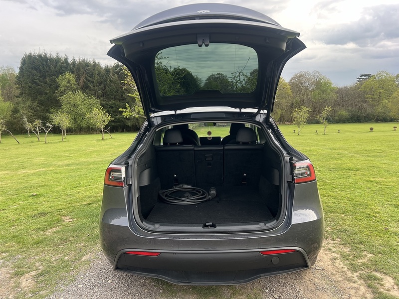 Tesla Model Y (Dual Motor) Long Range SUV 5dr Electric Auto 4WDE (384 bhp) SUV Automatic Electric | 1 PREVIOUS - U10839