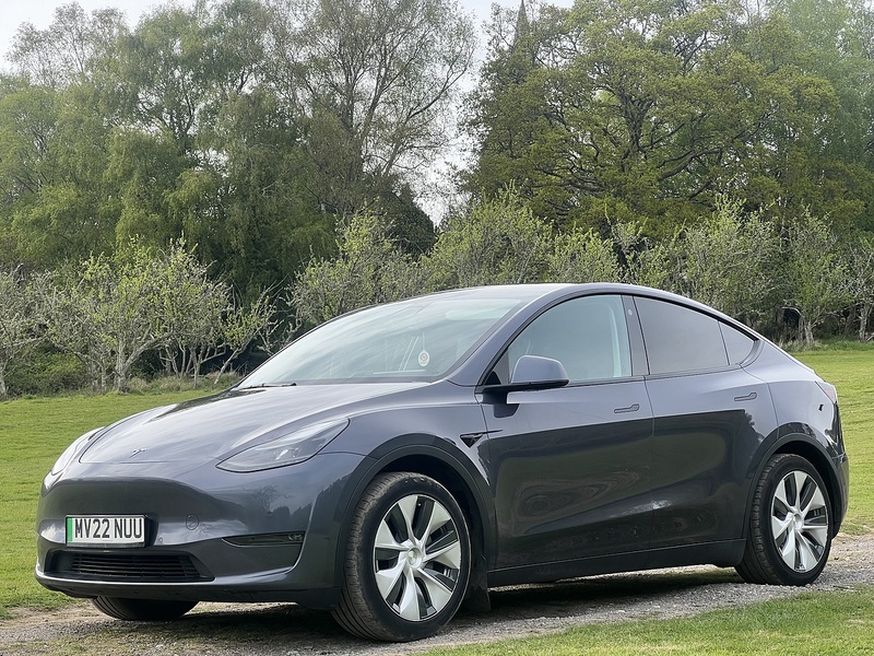 Tesla Model Y (Dual Motor) Long Range SUV 5dr Electric Auto 4WDE (384 bhp) SUV Automatic Electric | 1 PREVIOUS - U10839