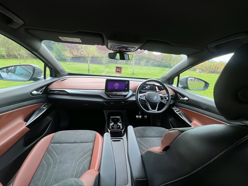 Volkswagen ID.4 Pure 52kWh Life SUV 5dr Electric Auto (148 ps) | 1 FORMER KEEPER| VAT Q - U10840