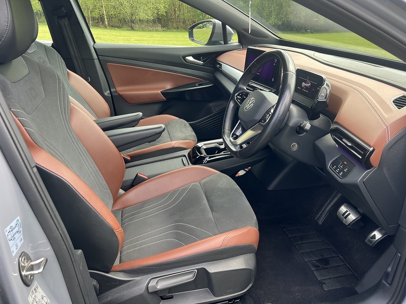 Volkswagen ID.4 Pure 52kWh Life SUV 5dr Electric Auto (148 ps) | 1 FORMER KEEPER| VAT Q - U10840