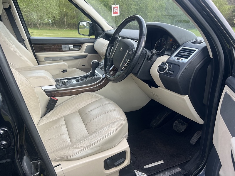 Land Rover Range Rover Sport 3.0 TD V6 HSE SUV 5dr Diesel CommandShift 4WD Euro 4 (245 ps) - U10843