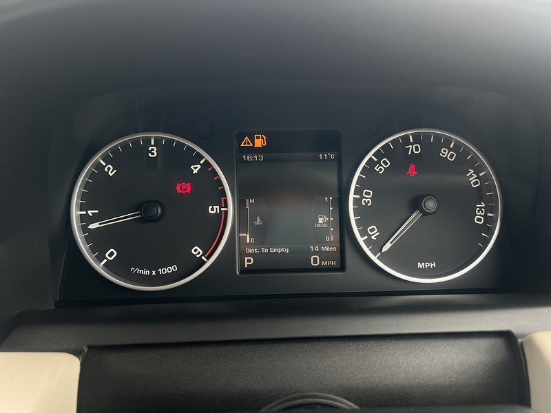Land Rover Range Rover Sport 3.0 TD V6 HSE SUV 5dr Diesel CommandShift 4WD Euro 4 (245 ps) - U10843