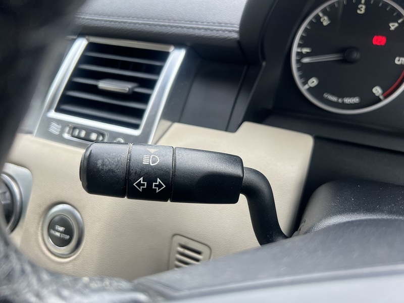 Land Rover Range Rover Sport 3.0 TD V6 HSE SUV 5dr Diesel CommandShift 4WD Euro 4 (245 ps) - U10843