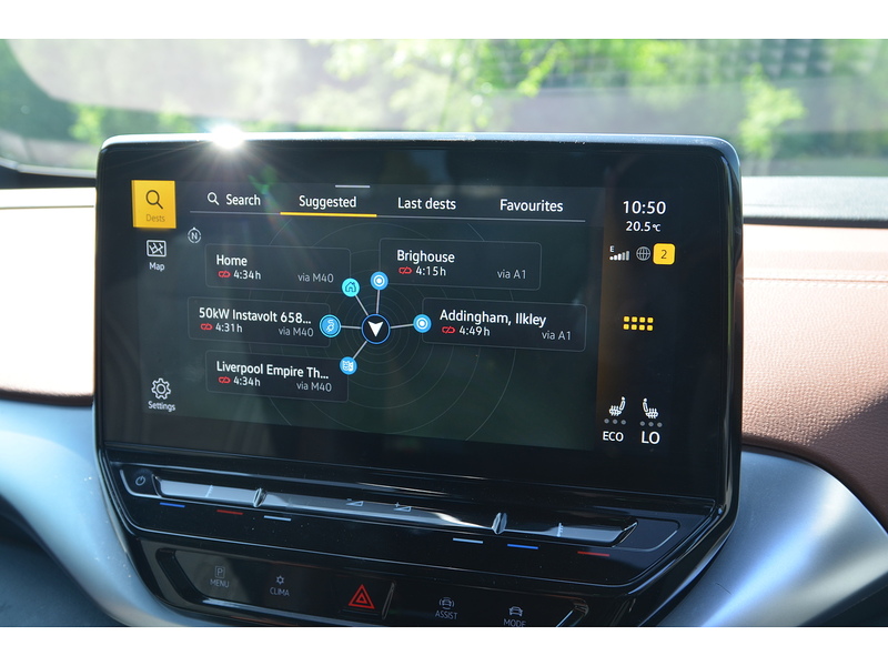 Volkswagen ID.4 Pure 52kWh Life SUV 5dr Electric Auto (148 ps) | 1 FORMER KEEPER|VAT QUALIFYING - U10853