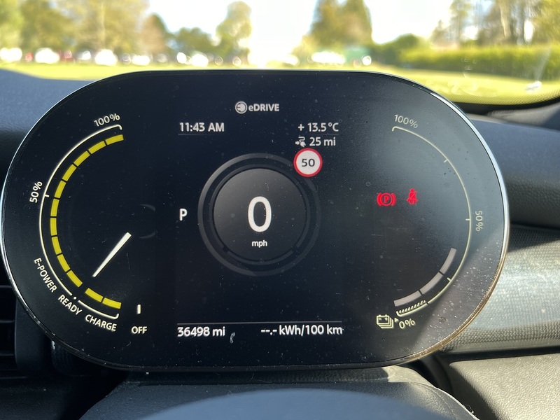 MINI Electric Hatch Cooper SE 32.6kWh Level 3 Hatchback 3dr Electric Auto (184 ps) | 1 FORMER KEEPER|VAT QUALIFYING - U10854