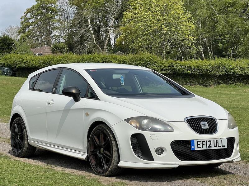 SEAT Leon 2.0 TDI CR FR+ Supercopa Hatchback 5dr Diesel Manual Euro 5 (170 ps) Hatchback Manual Diesel | - U10856
